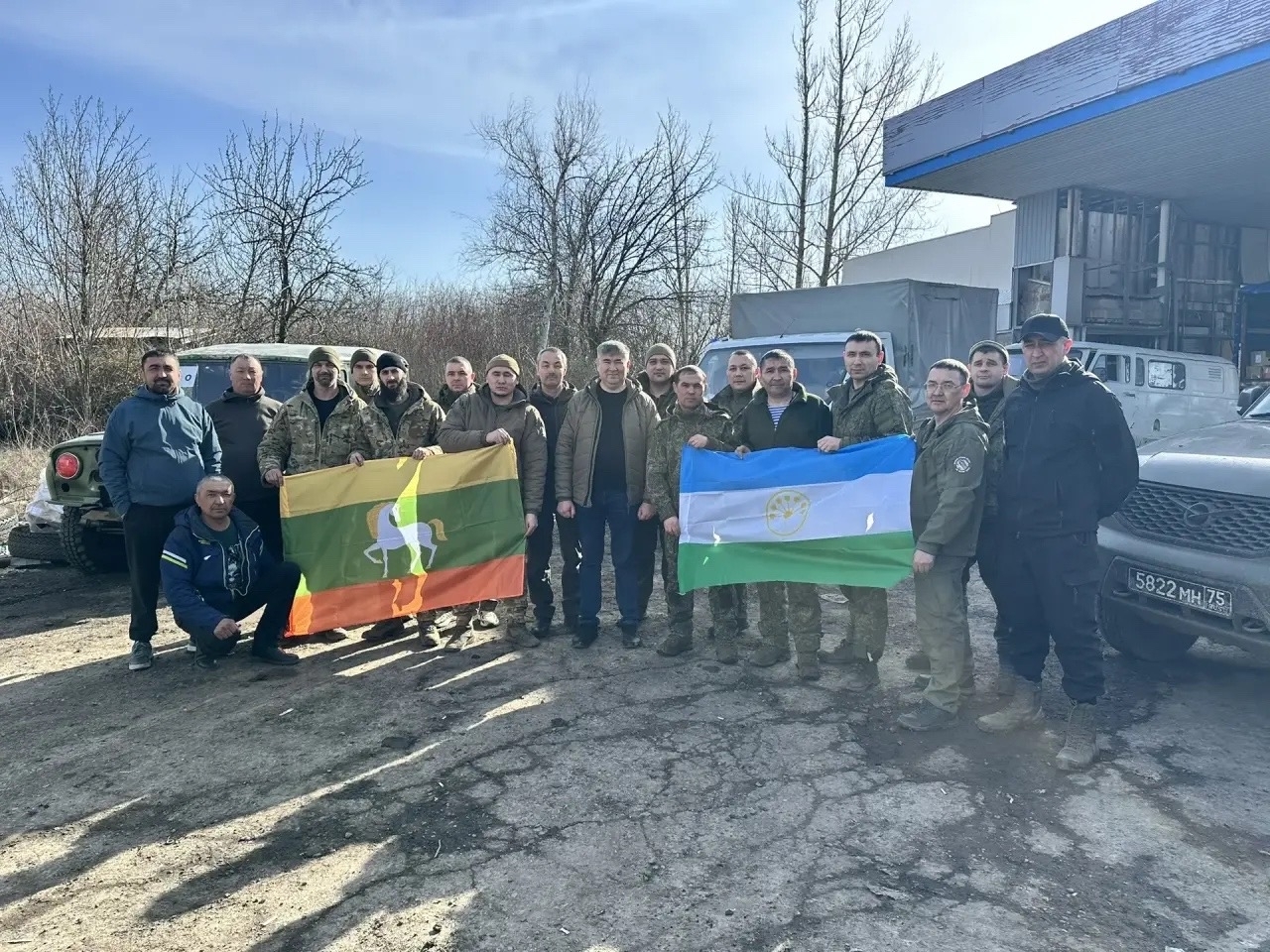 Район башлығы МХО-ға гуманитар йөк алып барҙы