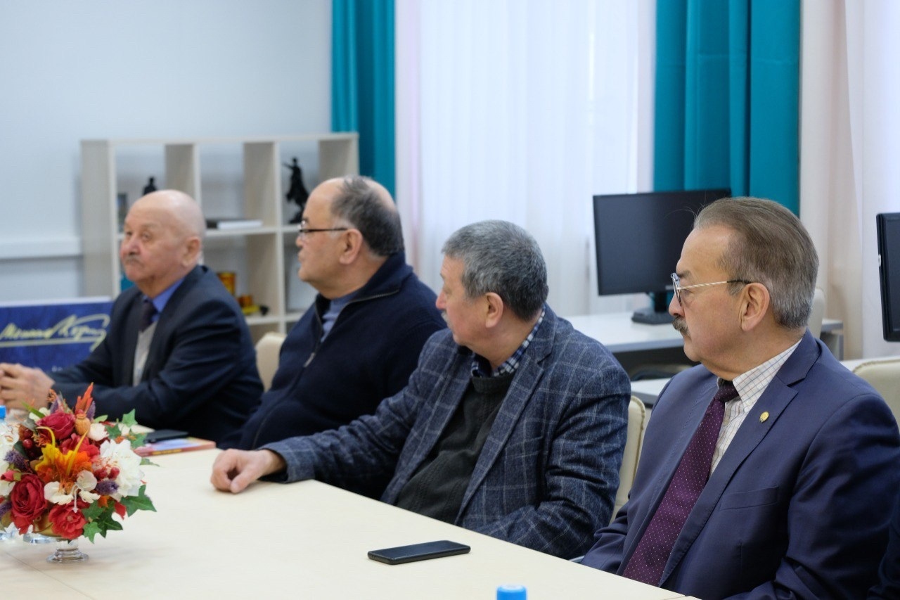 Оло шәхес иҫтәлегенә