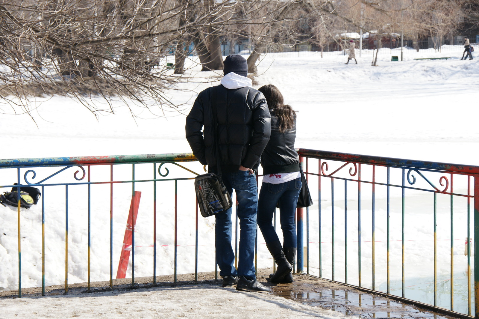 “Мин сәнскәк тә, билсән дә түгел!!”
