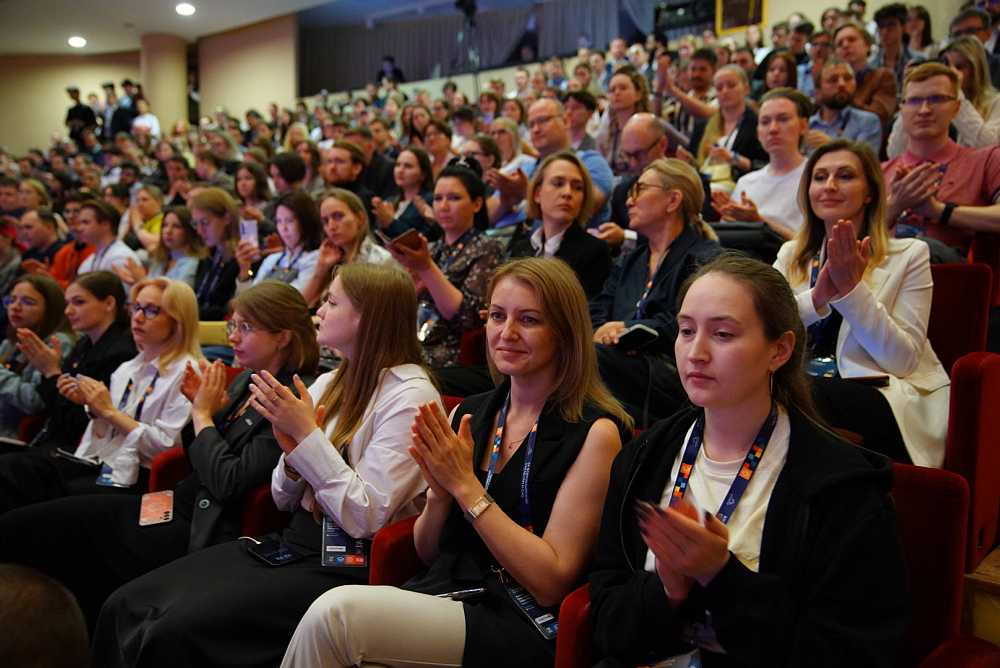 Радий Хәбиров: “Финанслауһыҙ фән үҫешә алмай”