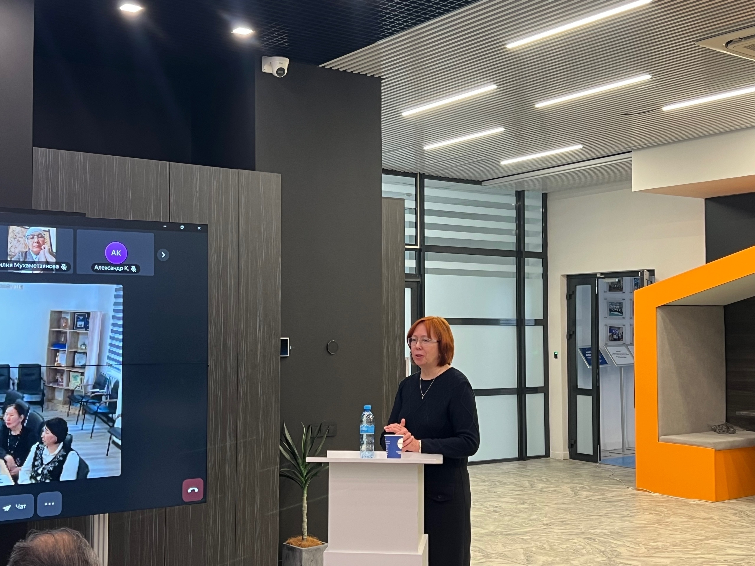 Фольклорсылар ҡорға йыйылды