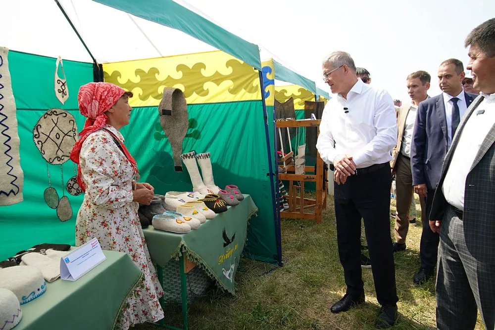 Республика Башлығы - Хәйбулла районы һабантуйында