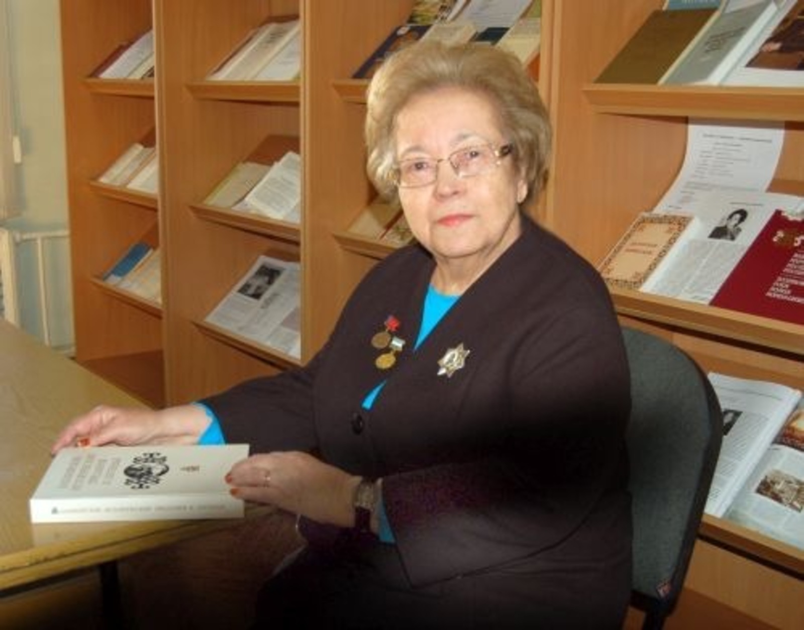 Фольклористарҙы “түңәрәк өҫтәл” көтә