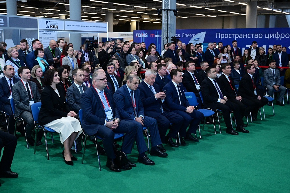 Заводтар асылыуға бергәләп ҡыуанабыҙ