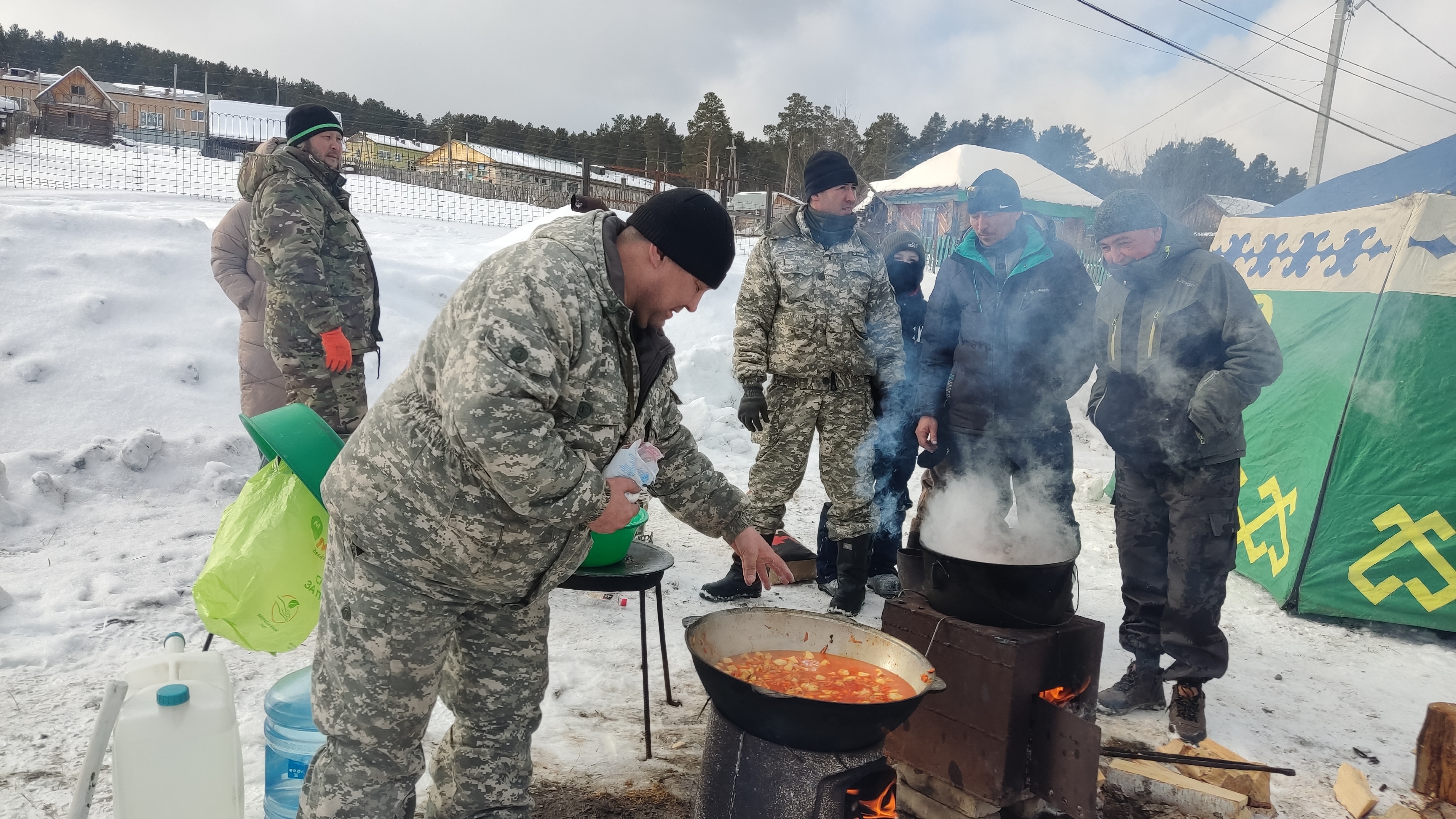 "Зарница" менән "Бәйге" – көслөләр, рухлылар майҙаны