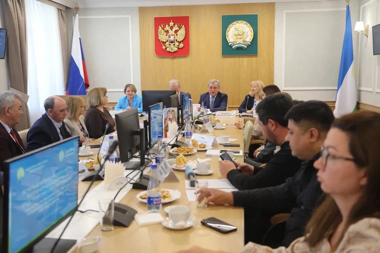 Башҡортостан Конституция советы матбуғат һәм киң мәғлүмәт саралары менән осрашты